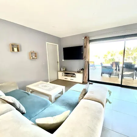 Villa 3 Chambres Avec Piscine Proche Des Piscines Naturelles Du Cavu *